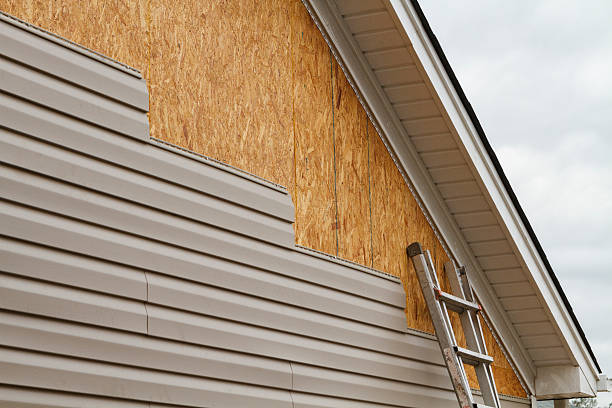 24/7 Emergency Vinyl Siding experts in Roanoke, TX